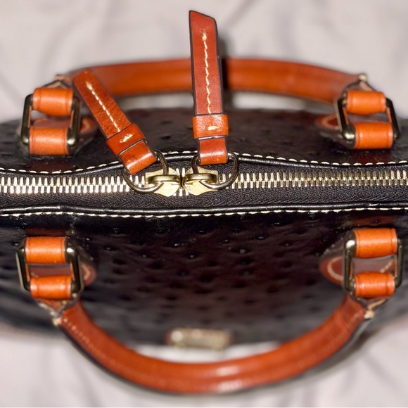 EUC Dooney & Bourke Dome Satchel Bag - Black Ostrich Leather - Picture 5 of 8